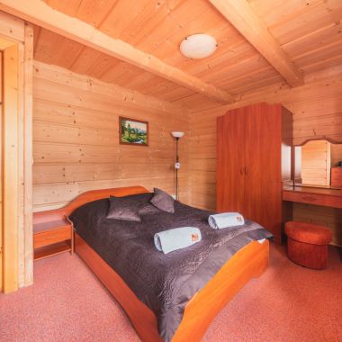 Dwupokojowy apartament z aneksem kuchennym